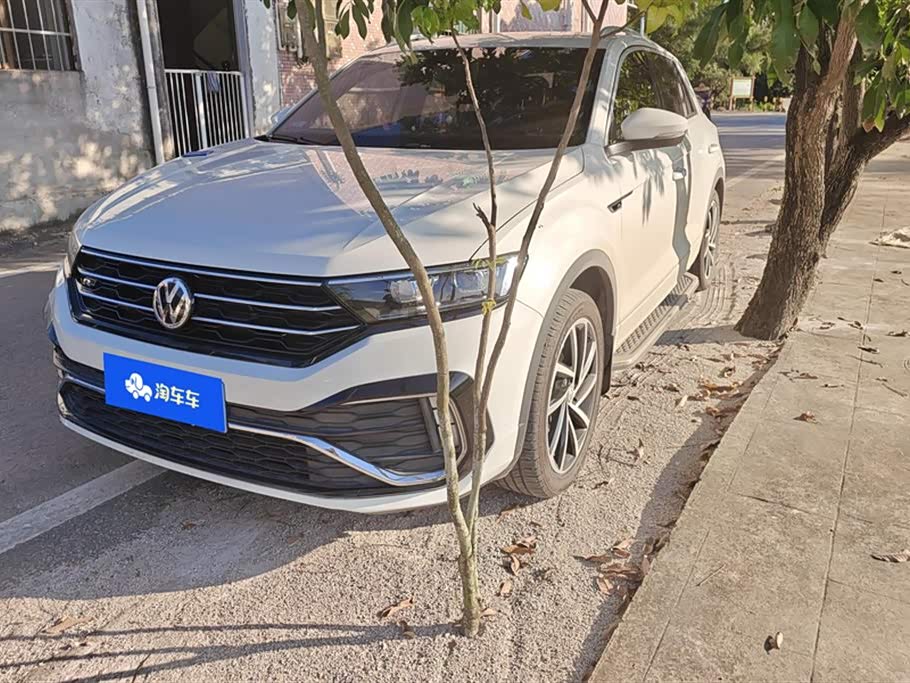 Volkswagen T-ROC exploring Songs