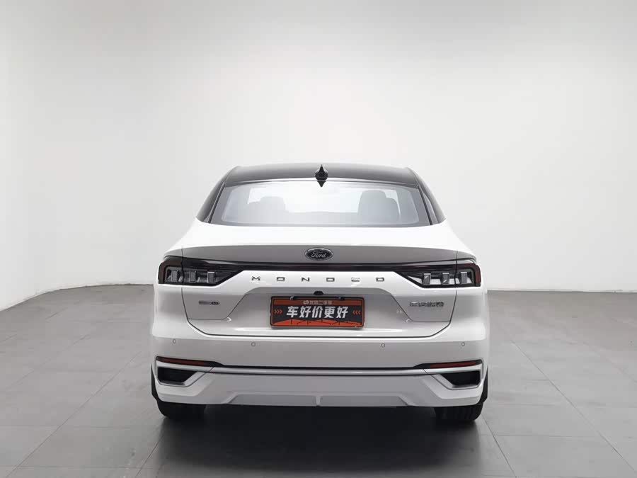 Ford Mondeo 2023, фото 4