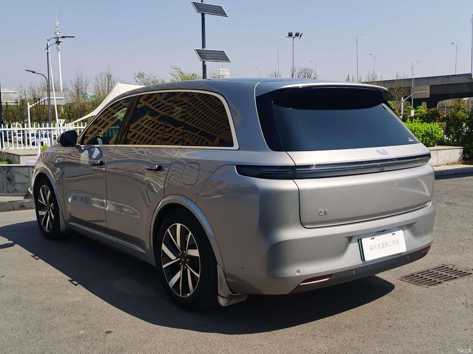 Li Auto L8, 2023 3
