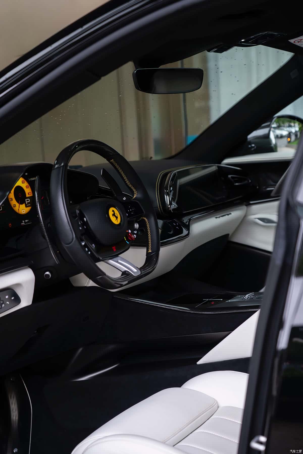 Ferrari Purosangue, 2024 10