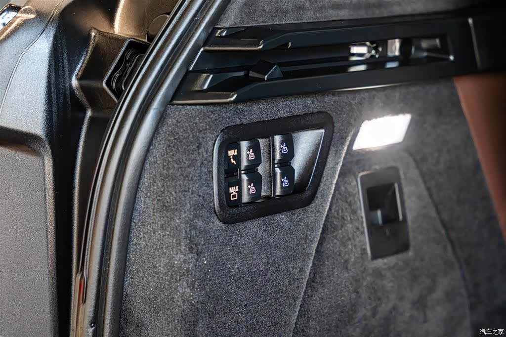 BMW X7, 2024 15