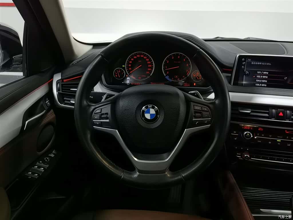 BMW X6, 2016 11