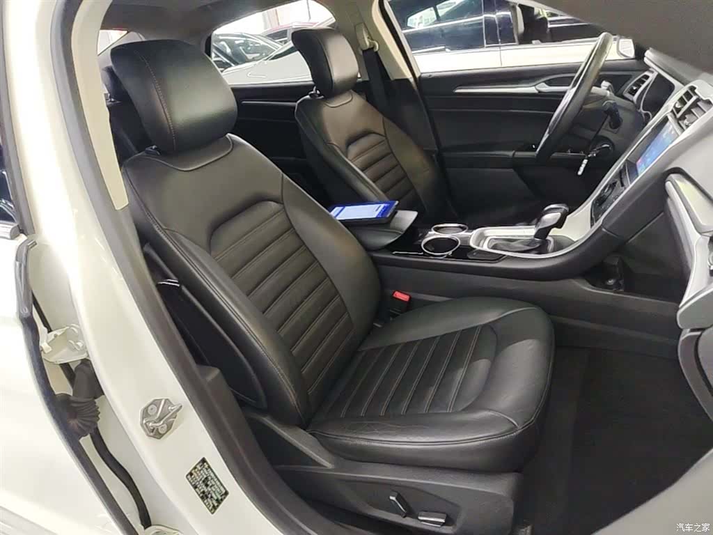 Ford Mondeo, 2016 25