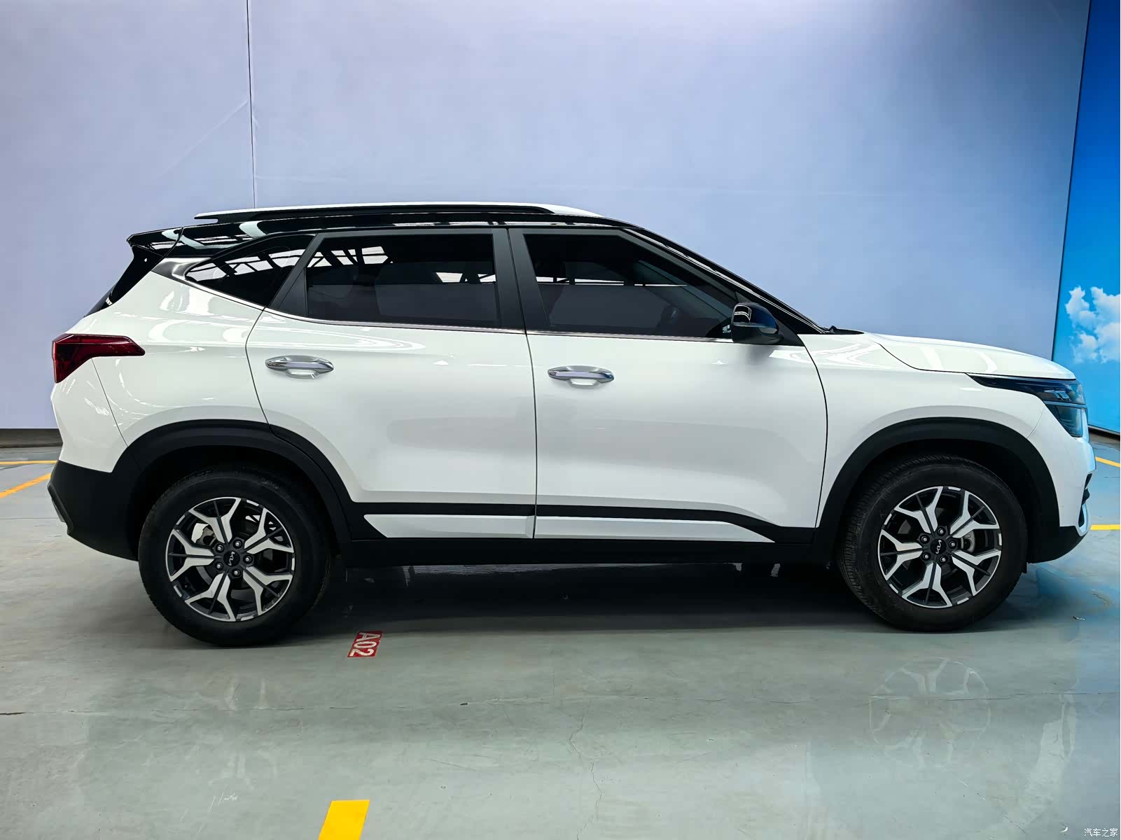 Kia KX3, 2022 7