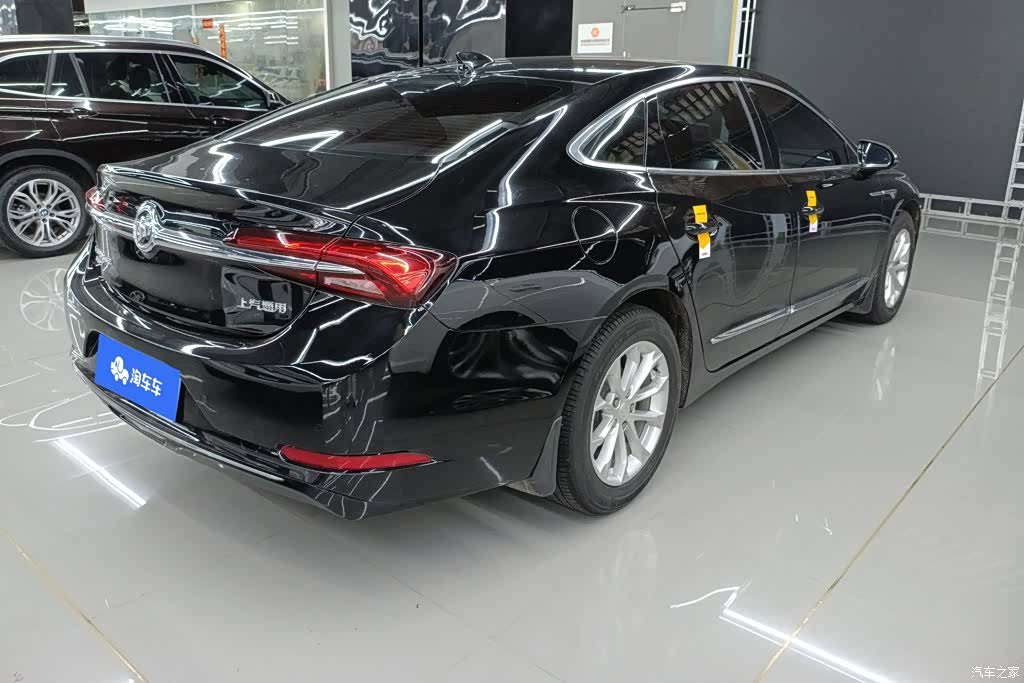 Buick LaCrosse, 2023 3