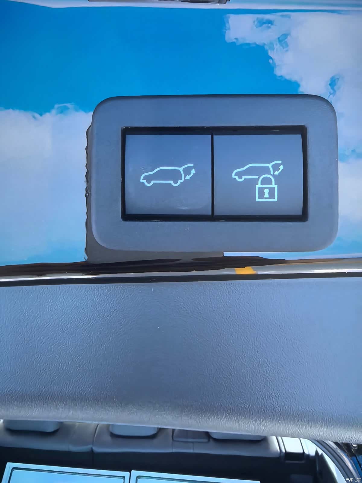 Toyota RAV4, 2026 23