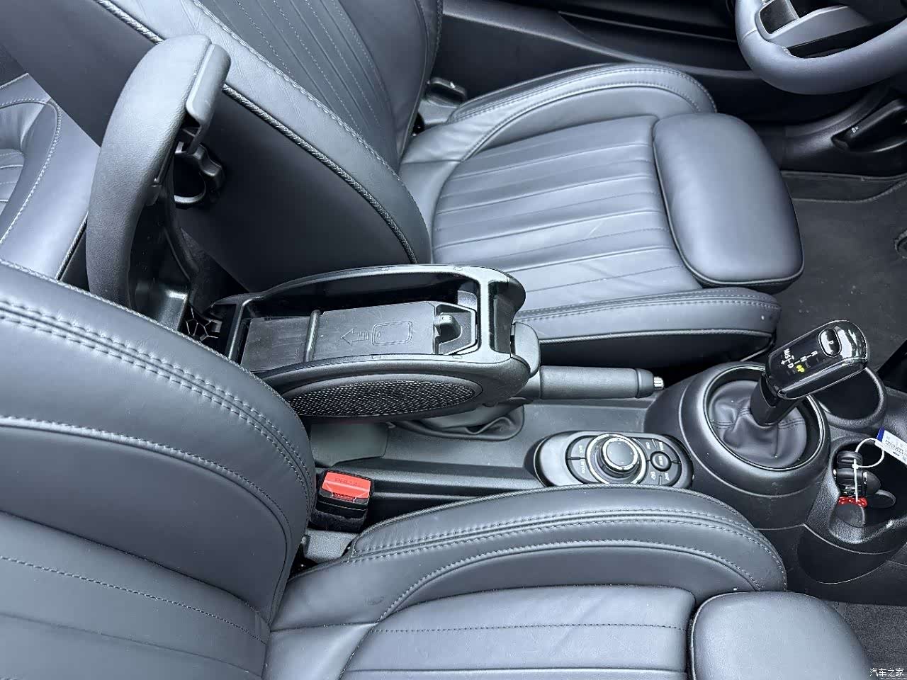 Mini Cooper, 2024 14