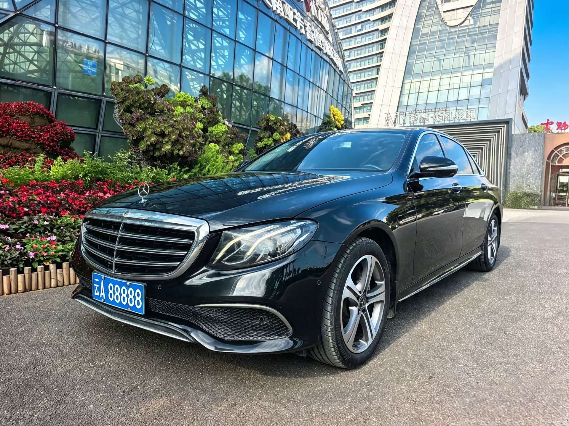 Mercedes-Benz E-Class, 2018 1