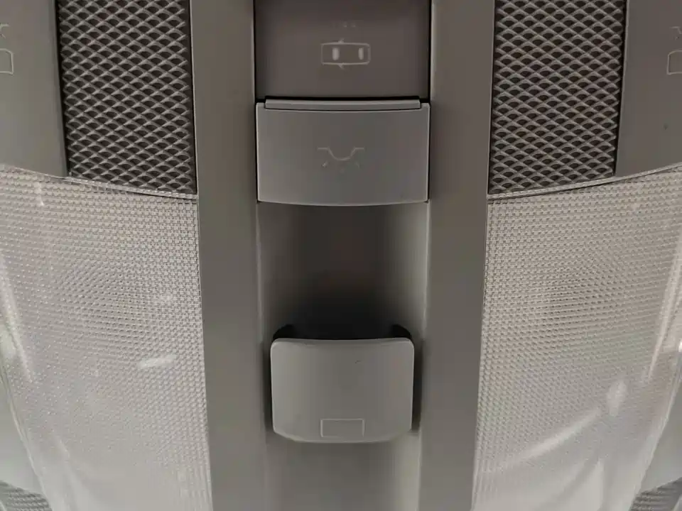 Mercedes-Benz R-class