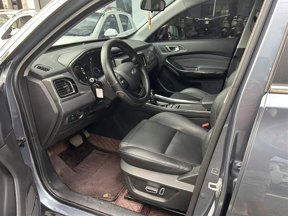 Chery Tiggo 8