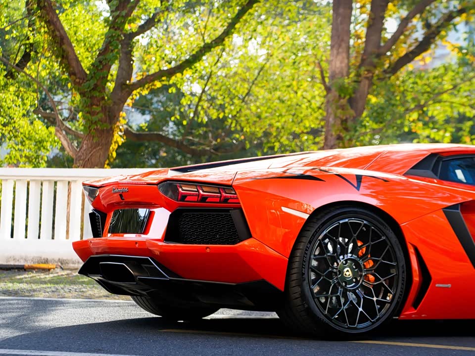 Lamborghini Aventador