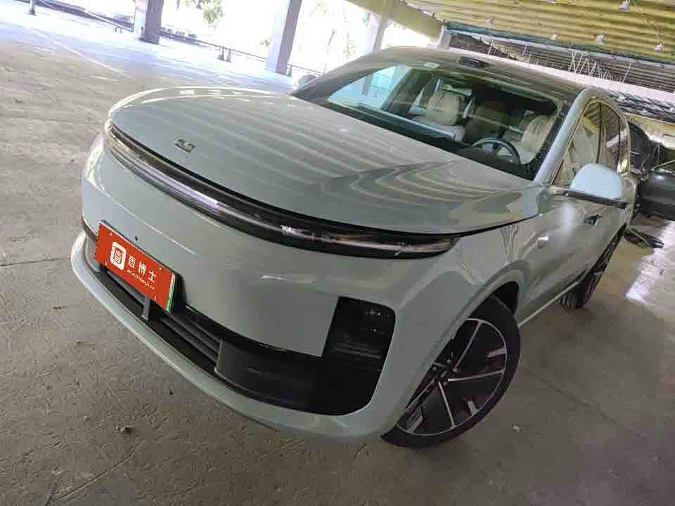 Li Auto L6
