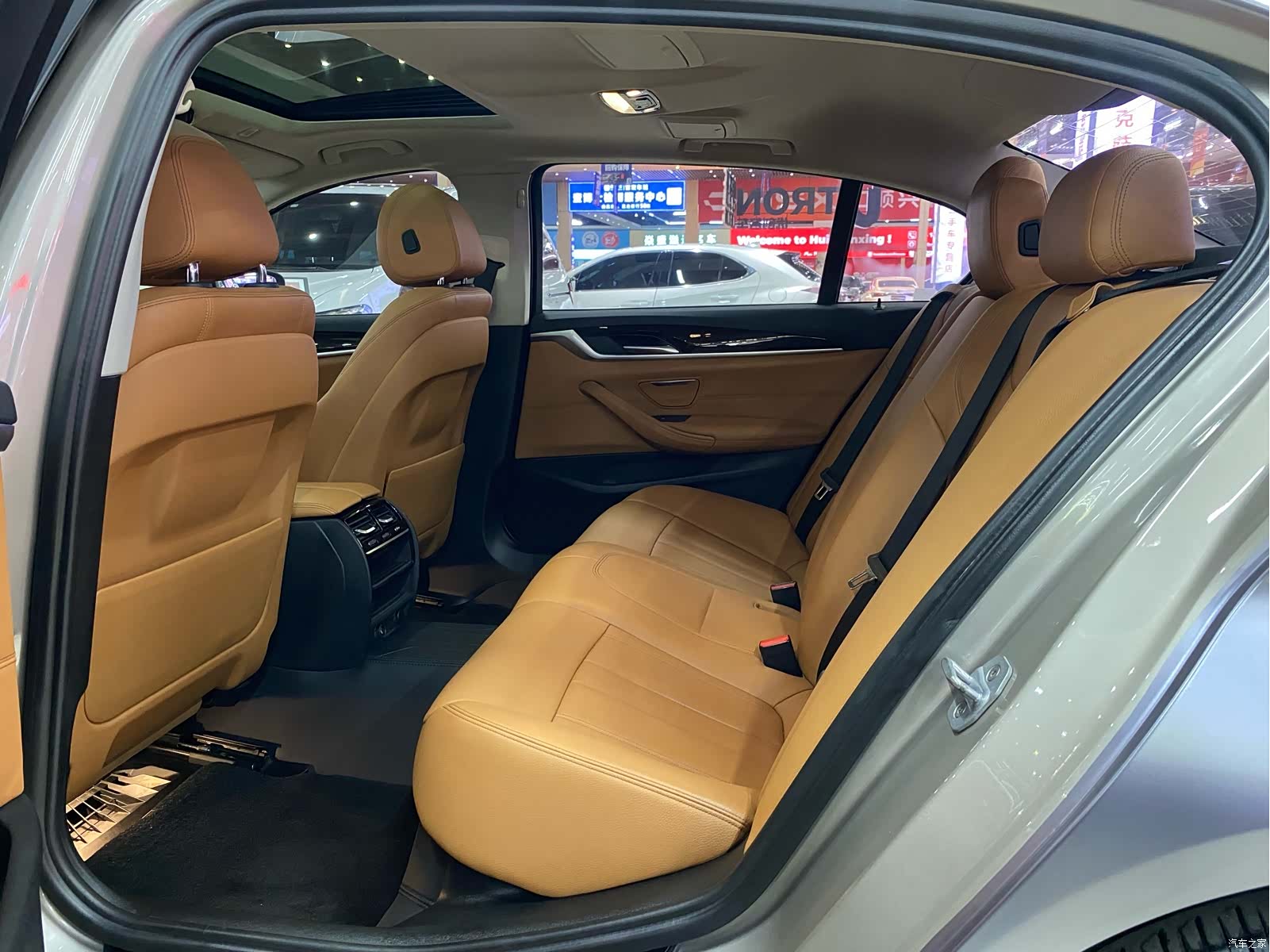 BMW 5 Series, 2018 6