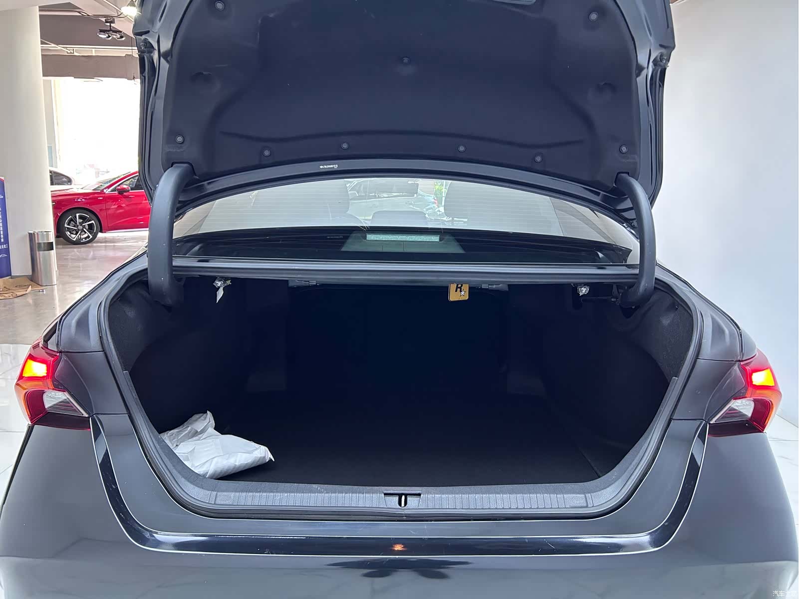 Toyota Avalon, 2022 22