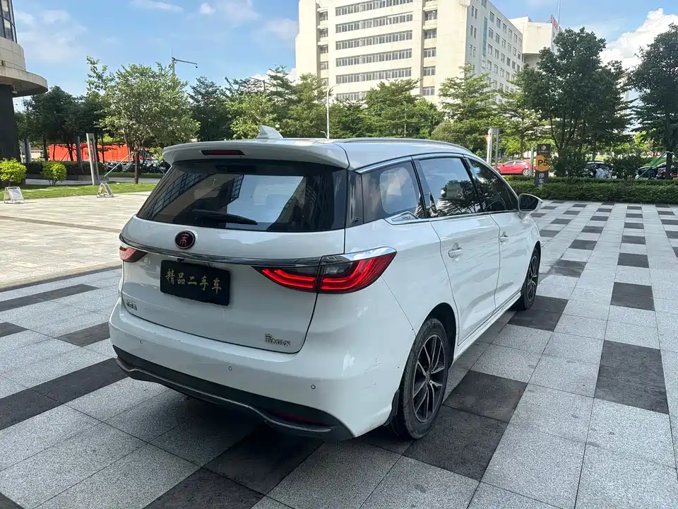 BYD Song MAX