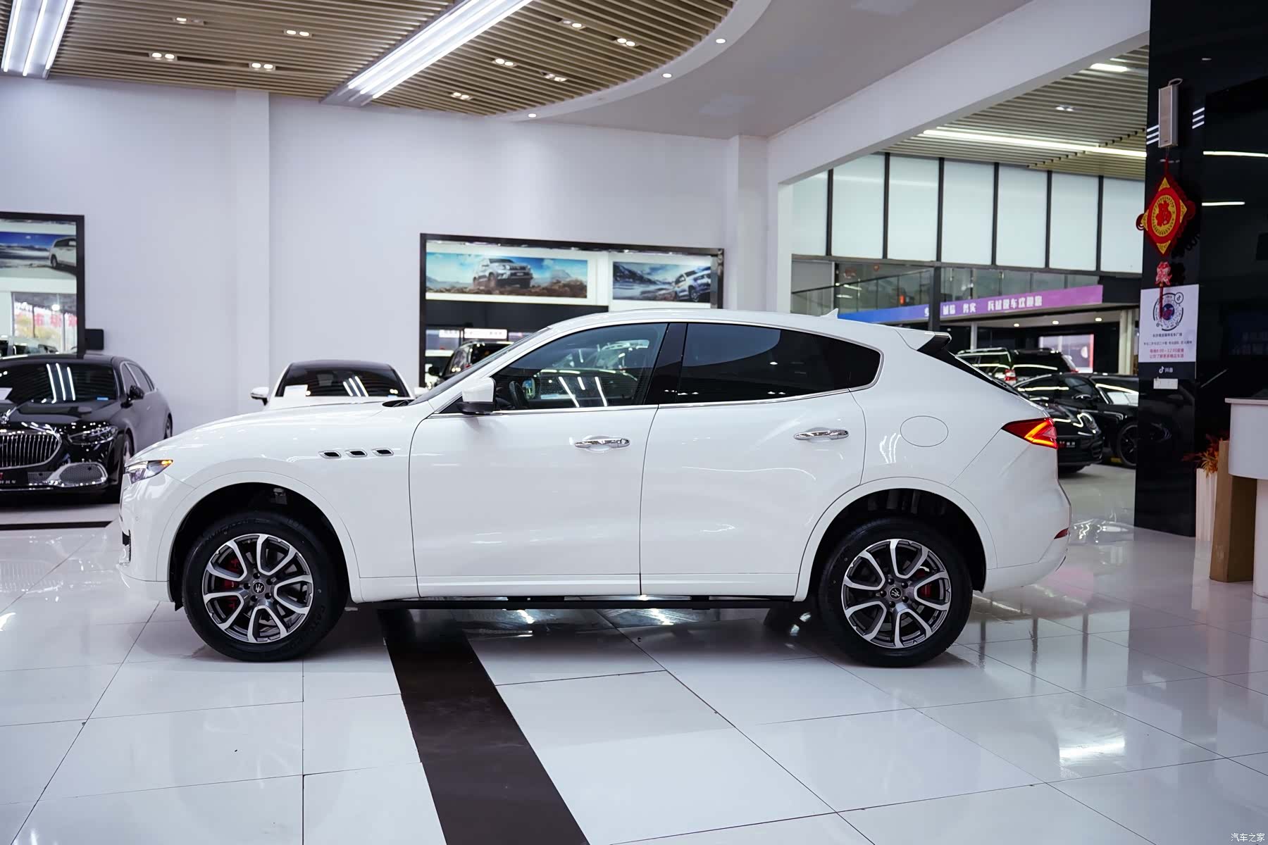 Maserati Levante, 2017 3