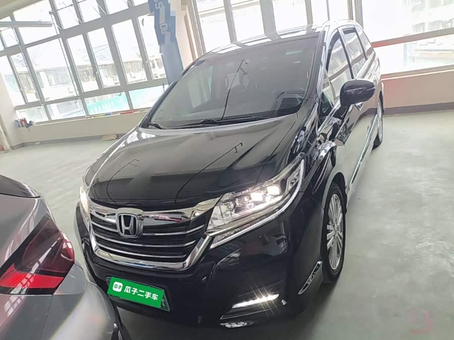Honda Elysion 2018, фото 2