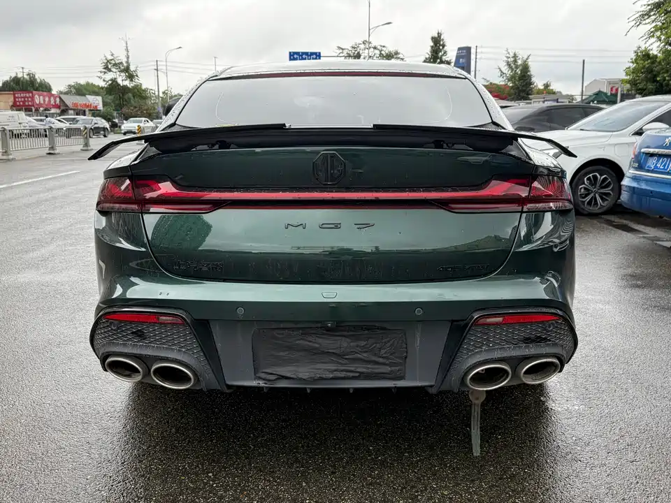 MG MG7