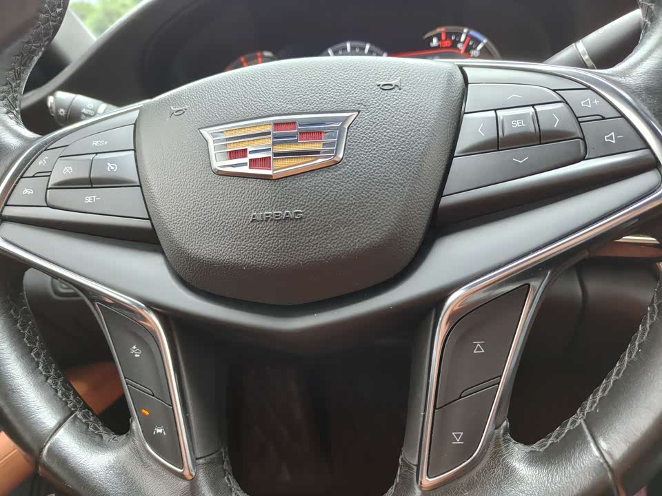 Cadillac CT6