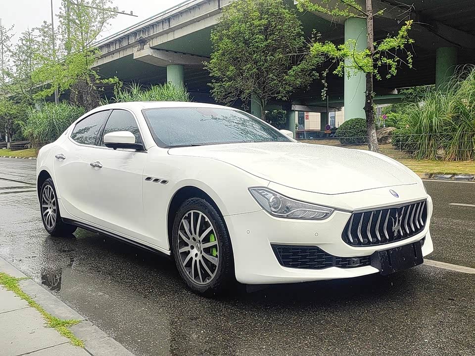 Maserati Ghibli Maserati Ghibli