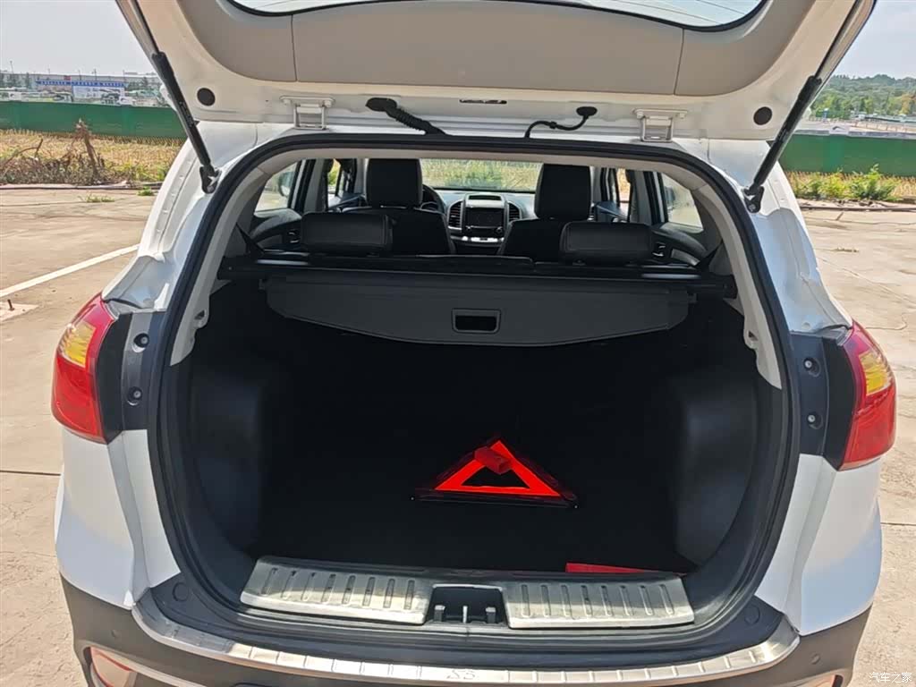 JAC S3, 2015 19