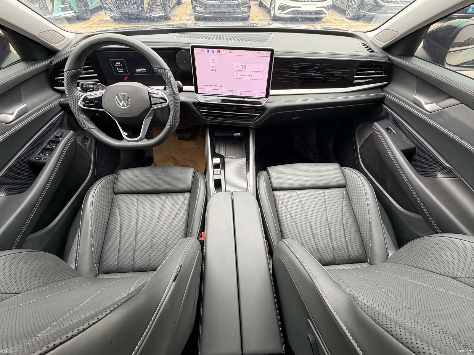 Volkswagen Passat, 2025 15