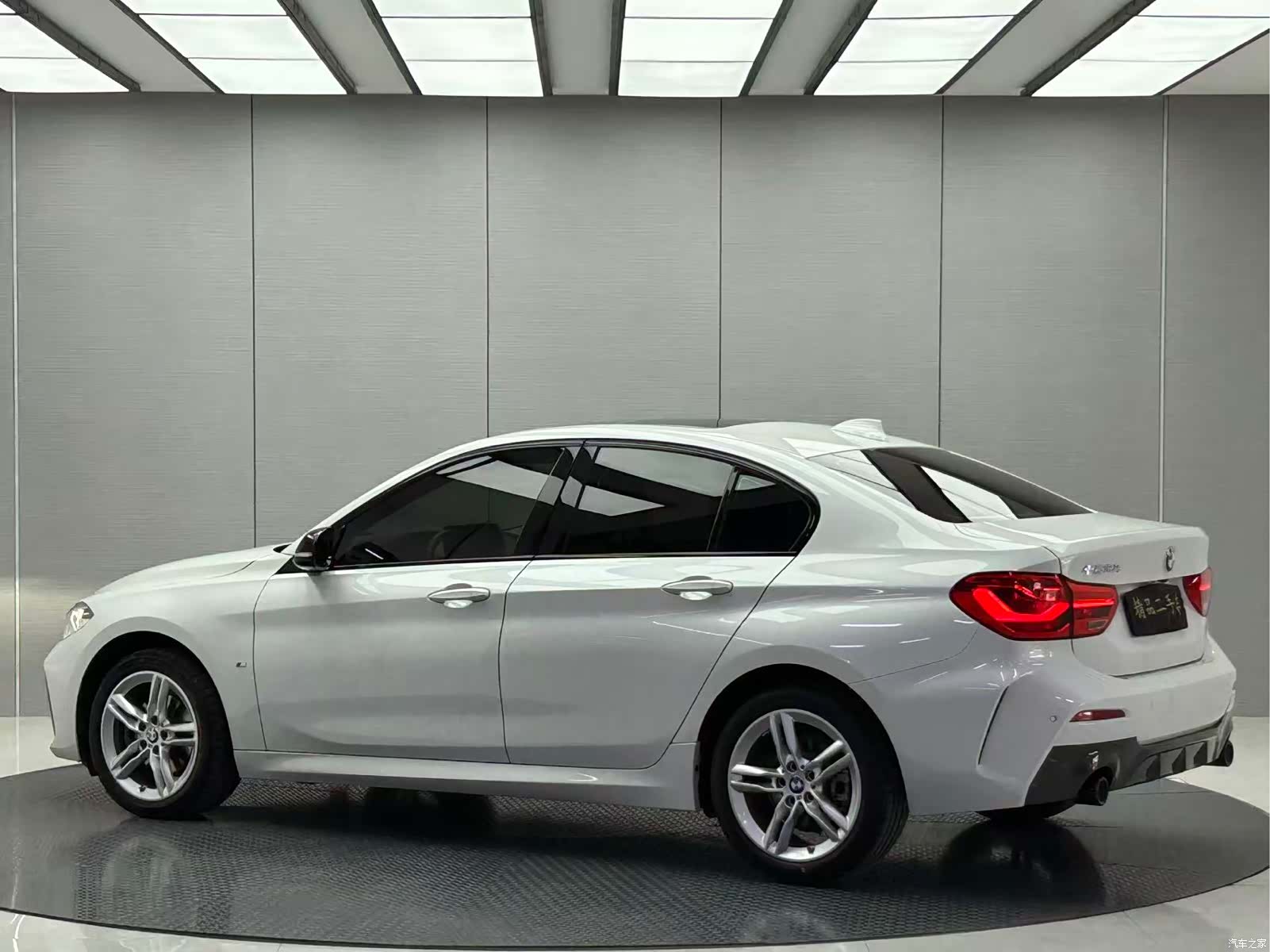 BMW 1 Series, 2022 3