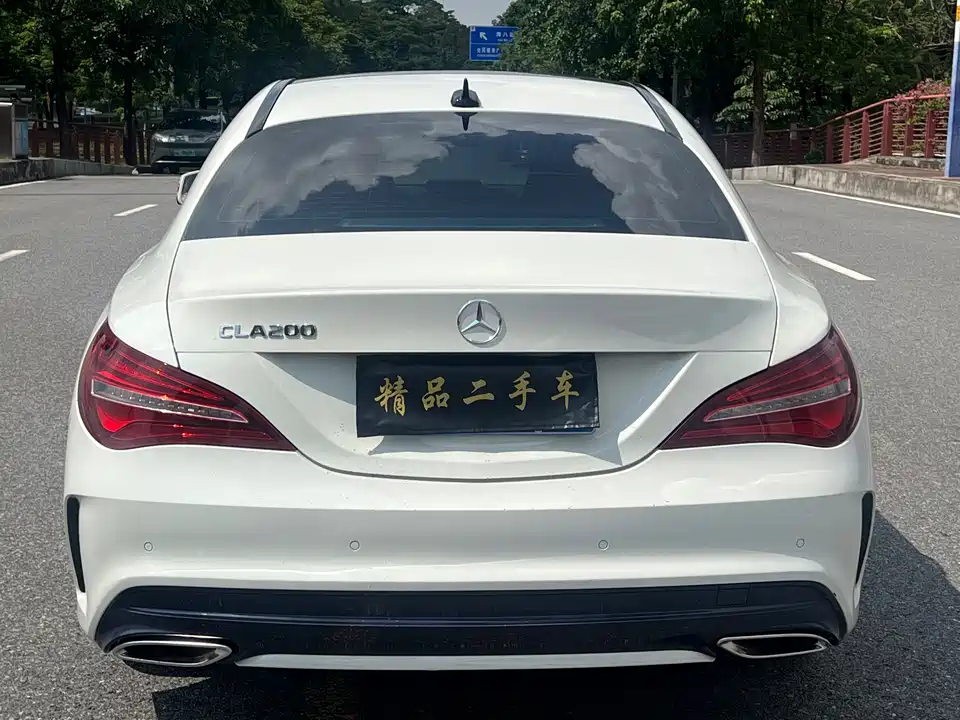 Mercedes-Benz CLA