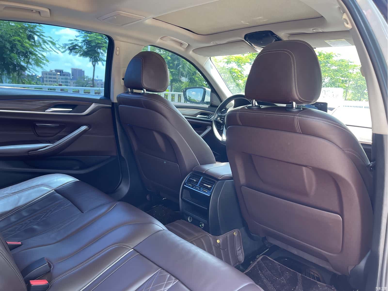 BMW 5 Series, 2018 13