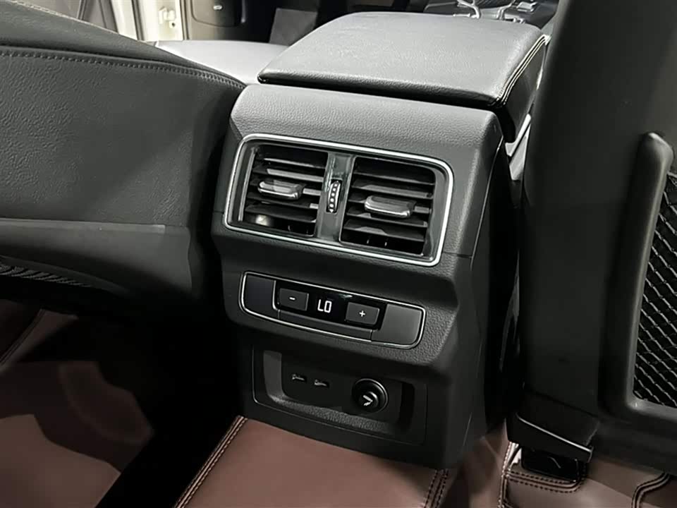 Audi Q5L Audi Q5L