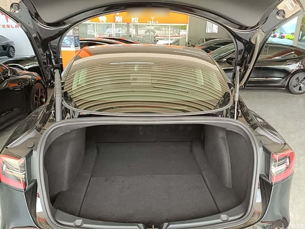 Tesla Model 3, 2022 19