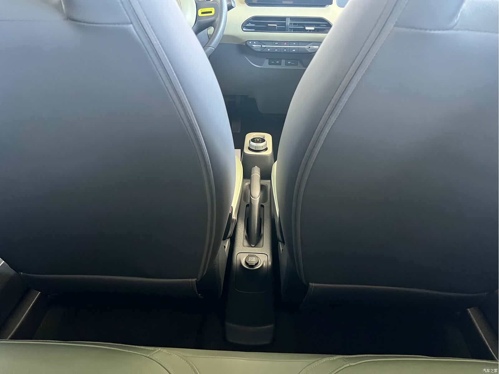 Geely Panda, 2023 27