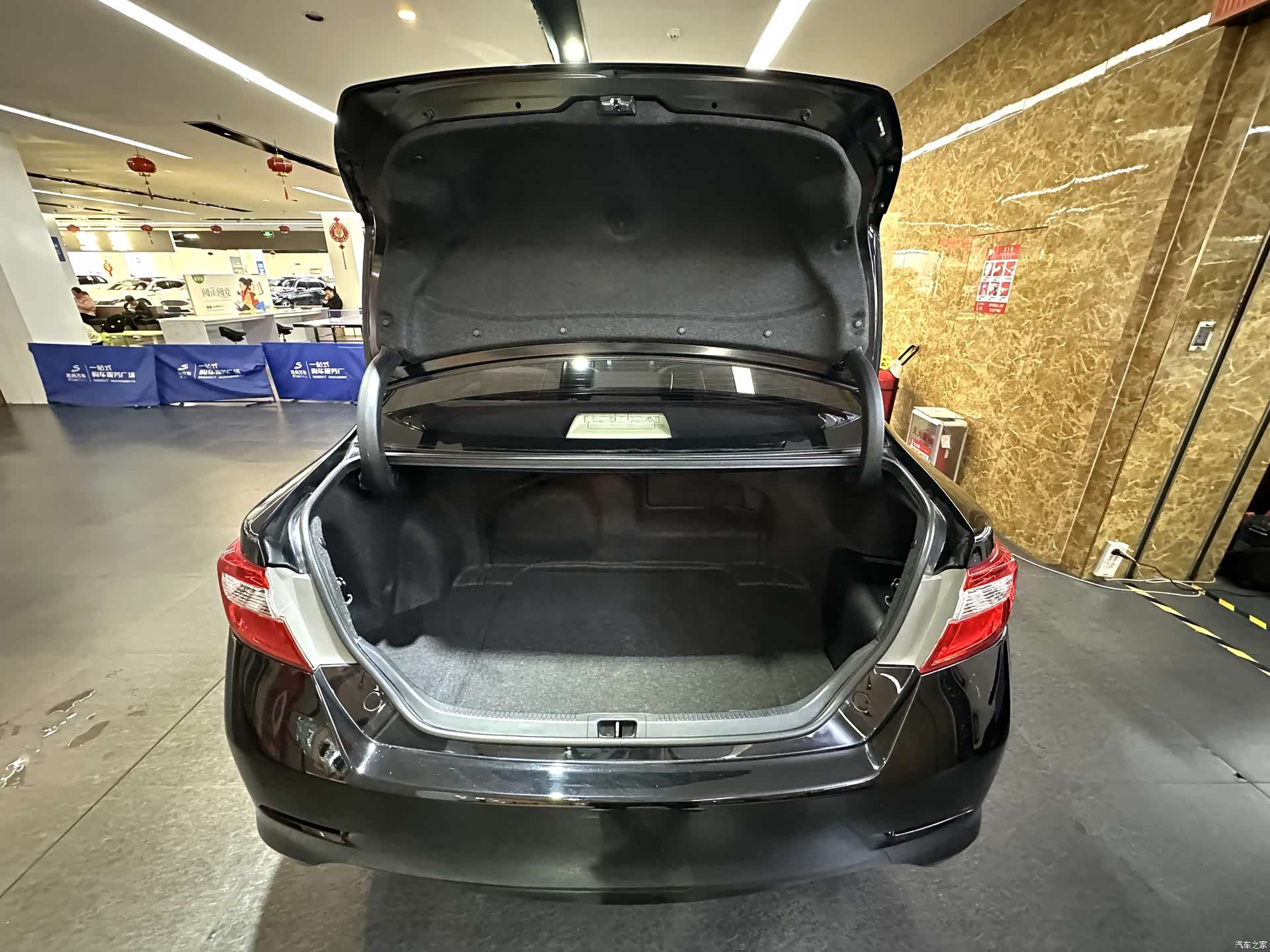 Toyota Camry, 2014 8