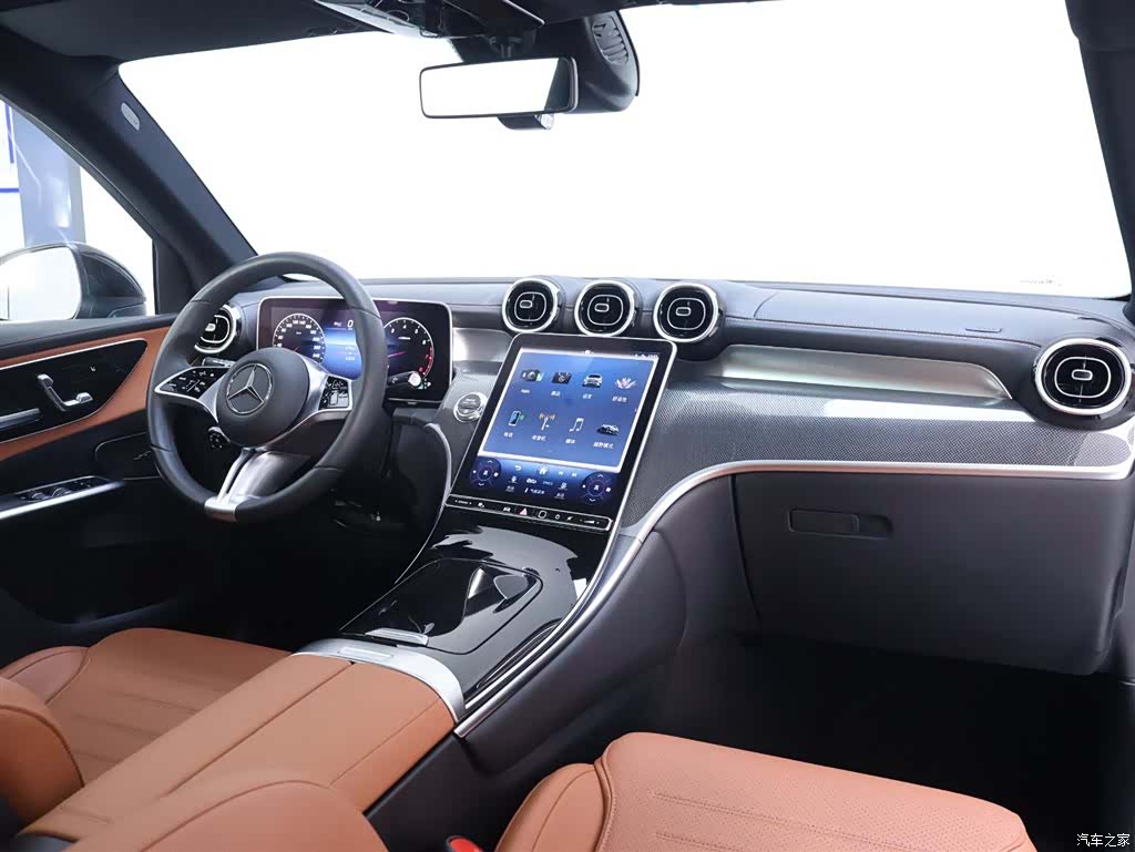 Mercedes-Benz GLC, 2023 19