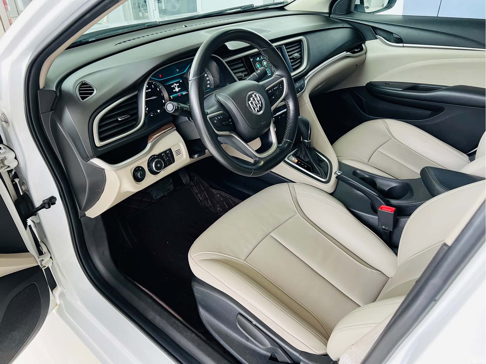 Buick VI, 2019 22