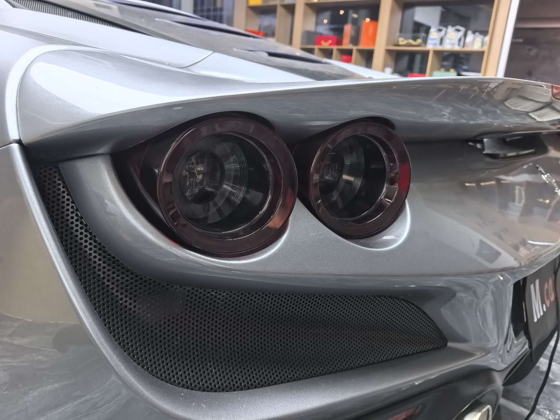 Ferrari F8, 2023 11