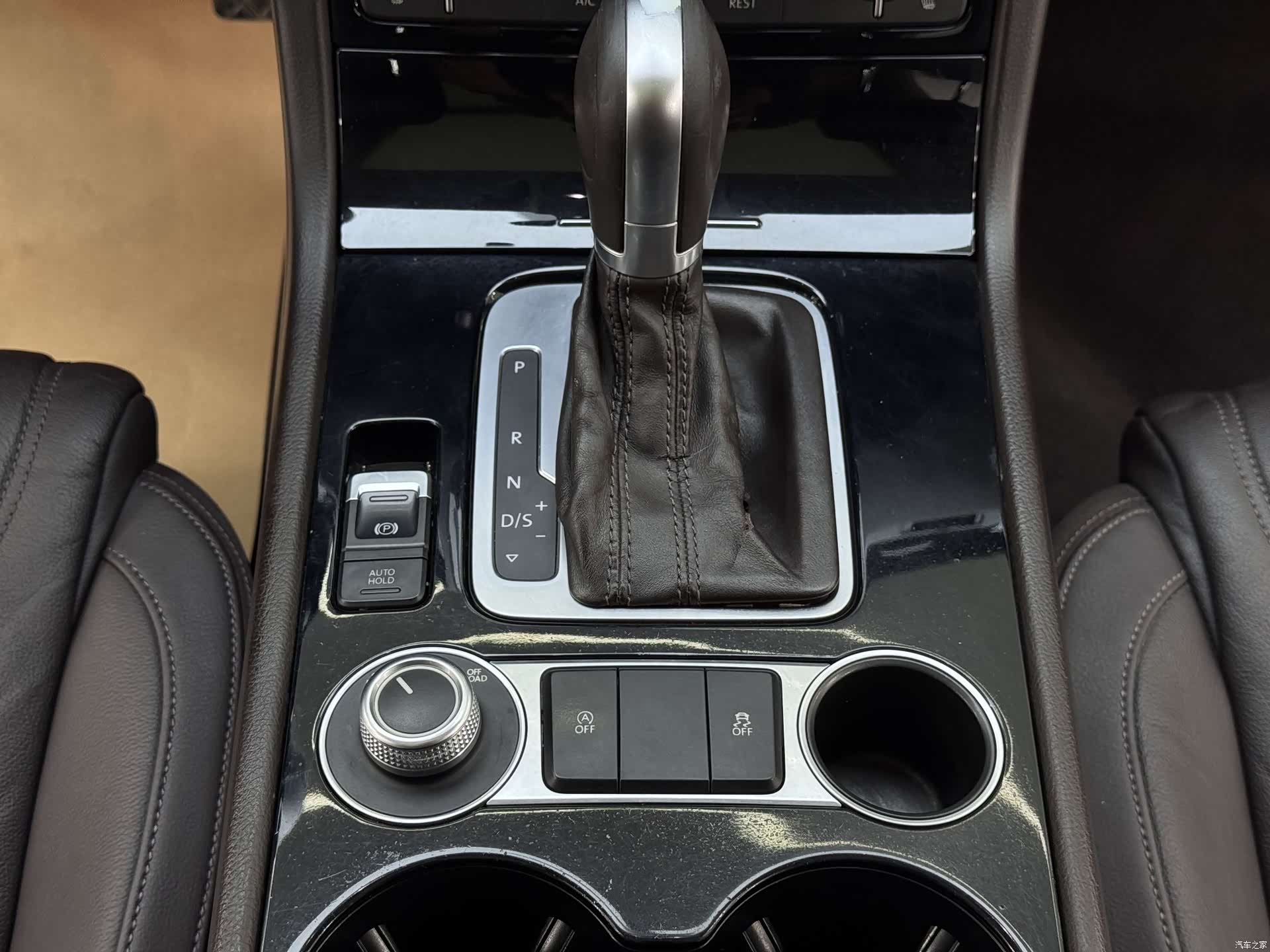 Volkswagen Touareg, 2016 7