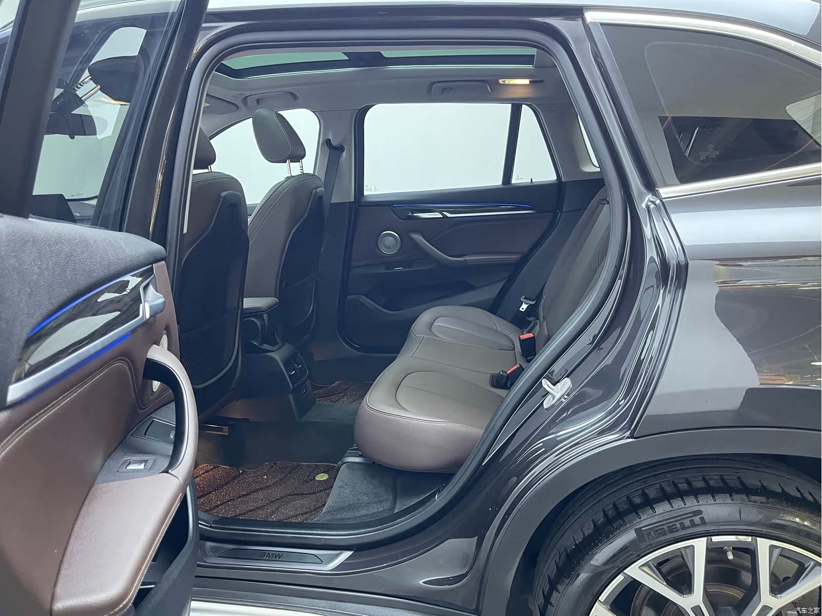 BMW X1, 2021 11