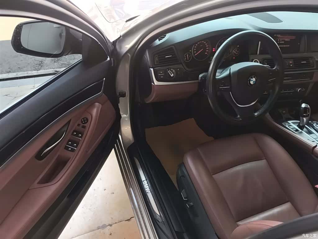 BMW 5 Series, 2017 16