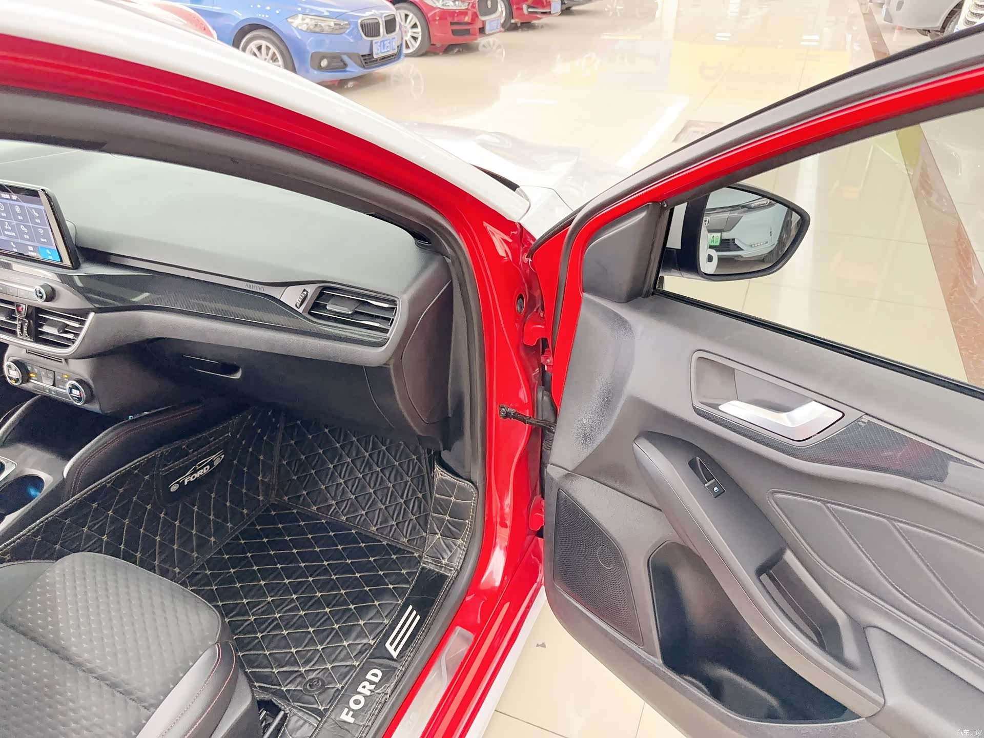 Ford Focus, 2019 14