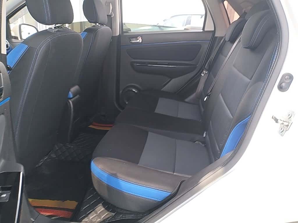 BAIC Q25, 2018 17