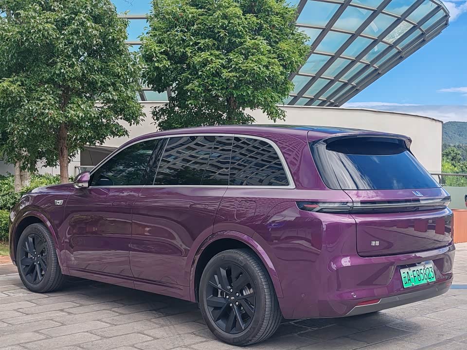 Li Auto Ideal L8
