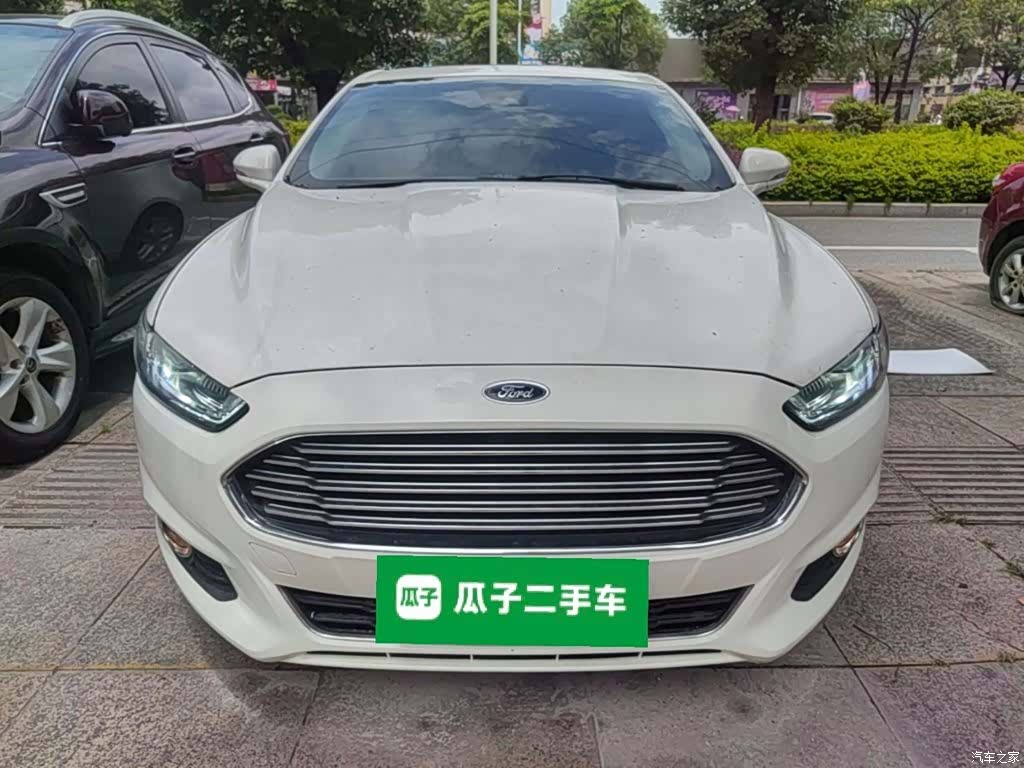 Ford Mondeo, 2014 3
