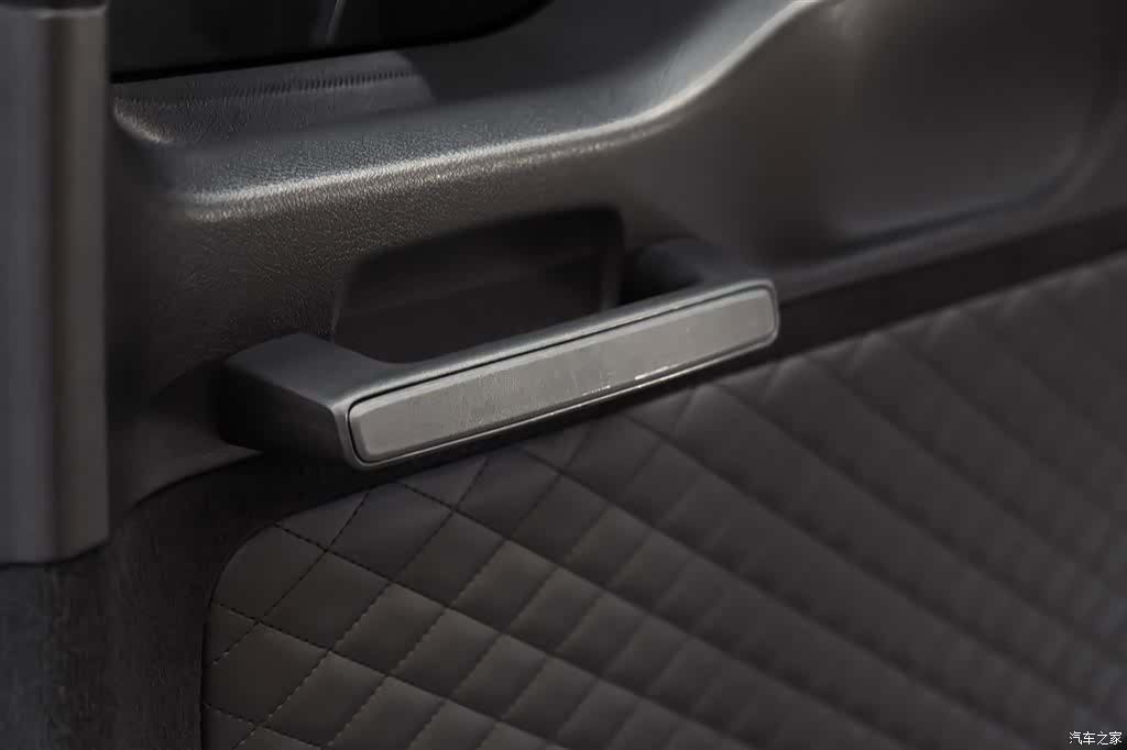 Mercedes-Benz G-Class, 2023 22