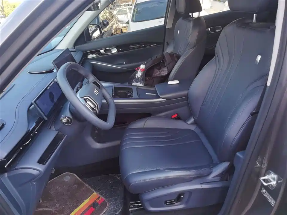 Geely Galaxy Galaxy E5