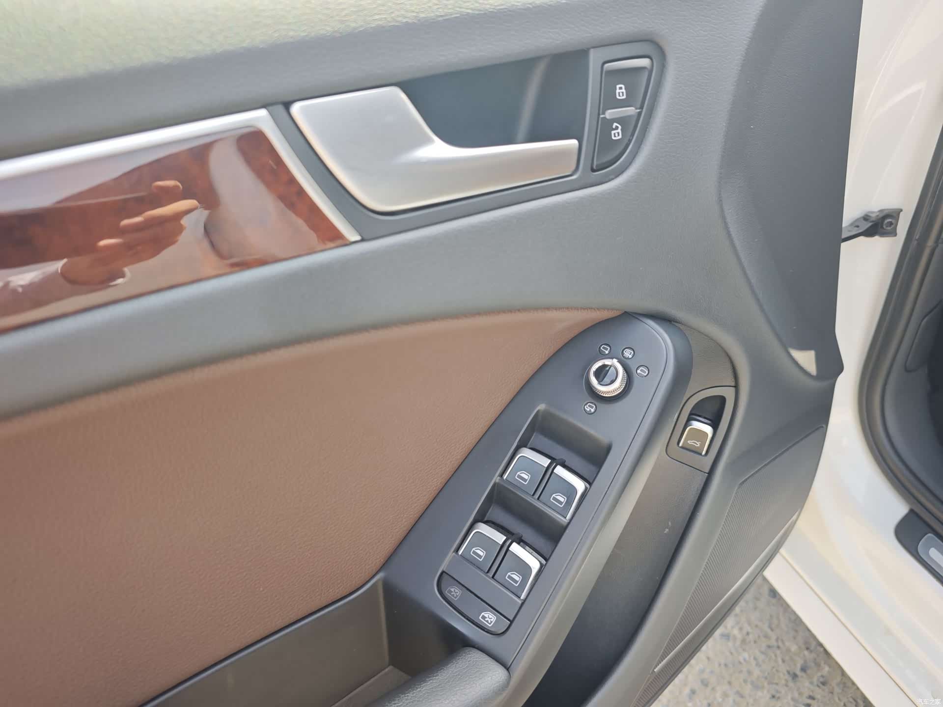 Audi A4L, 2015 13