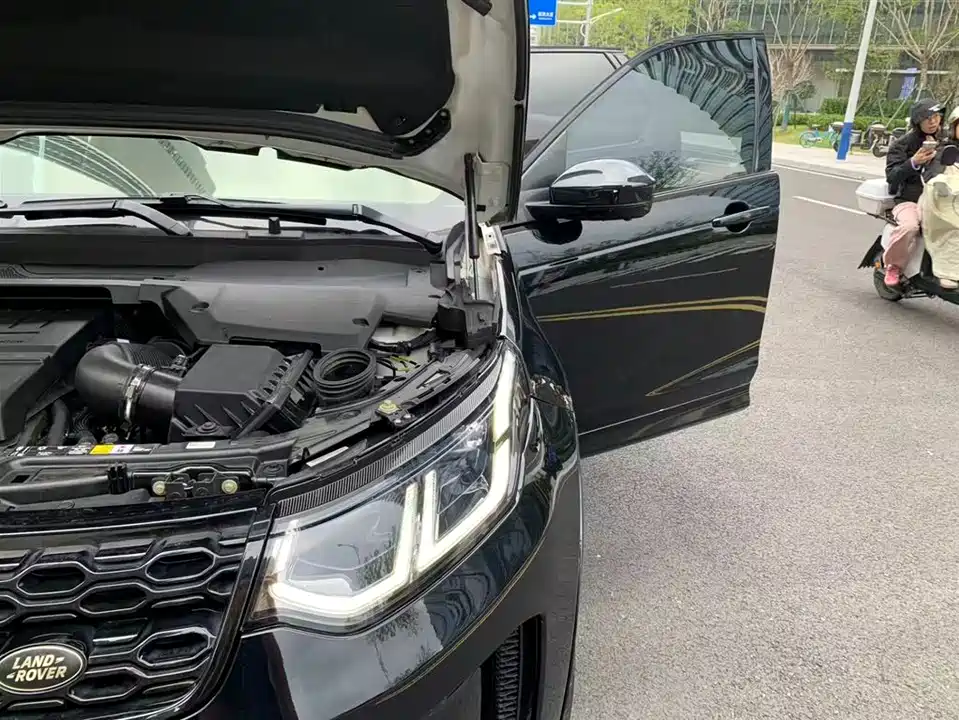 Land Rover Discover sports