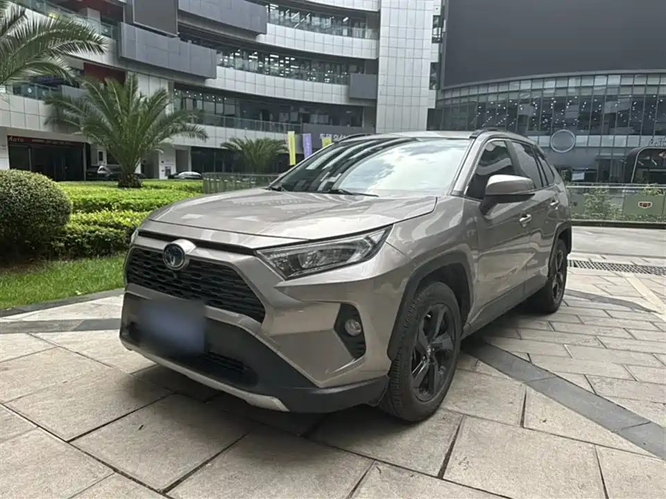 Toyota RAV4 Rongfang