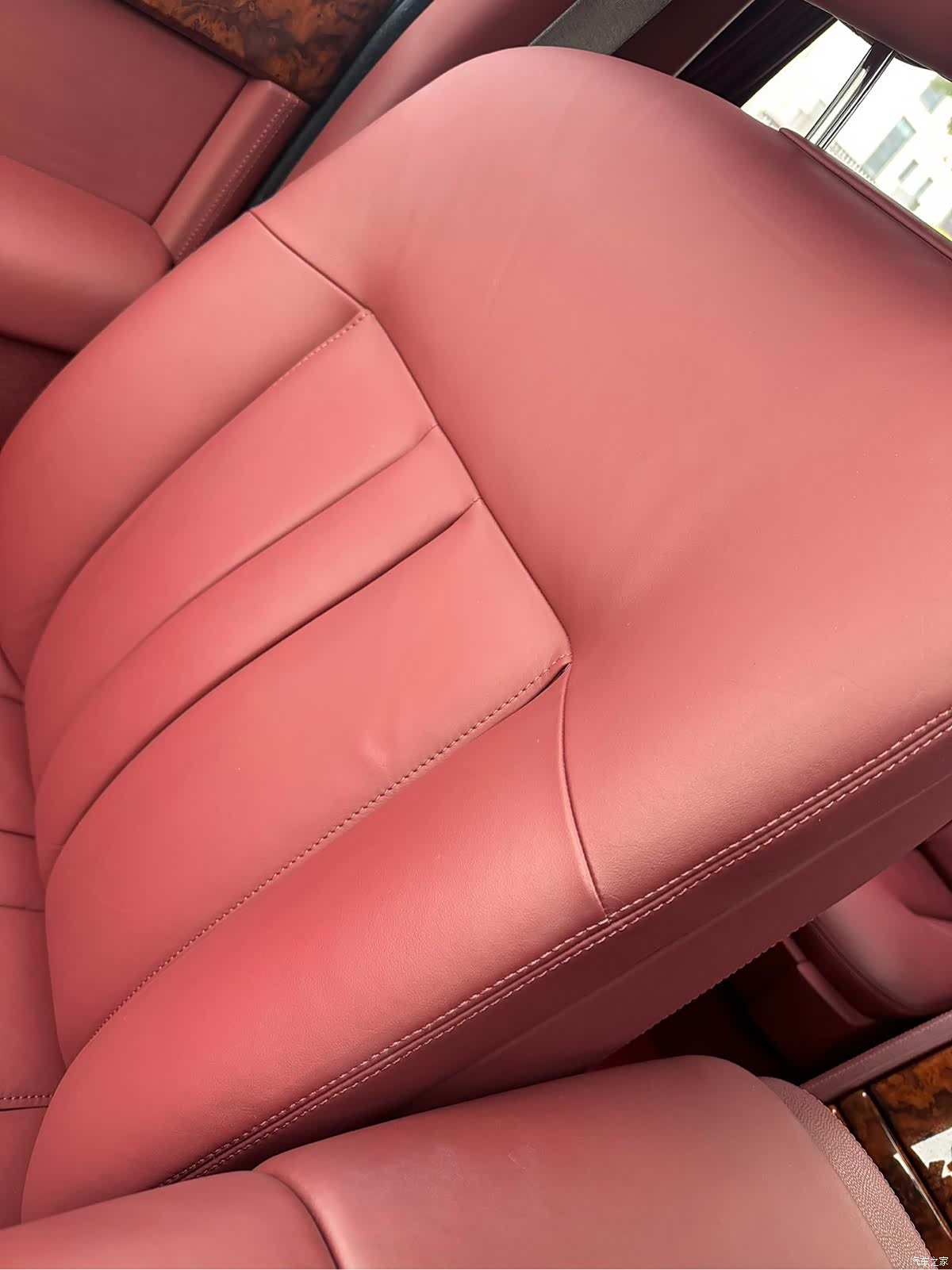 Rolls-Royce Phantom, 2013 12
