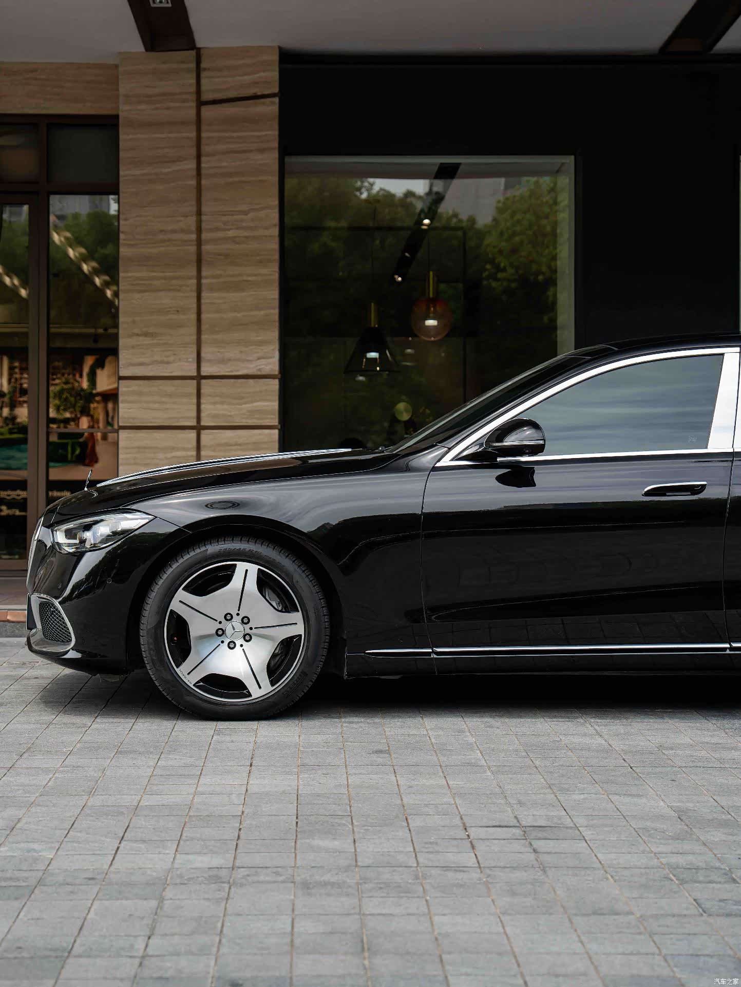 Maybach S-Class, 2023 все фото
